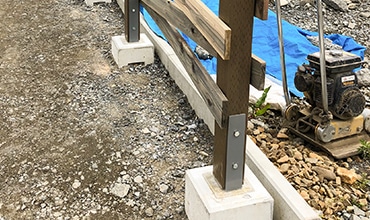 柱脚金物・独立基礎